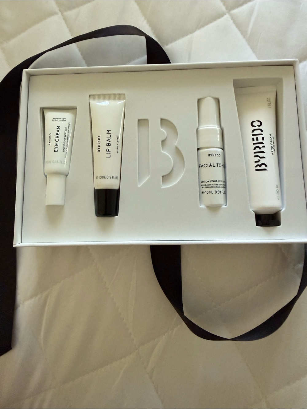 Byredo VIP Hydration Kit Gift Box - Picture 6 of 7